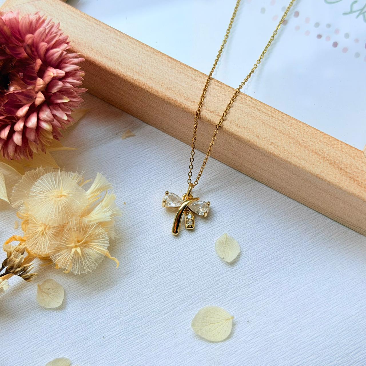 Daimond Bow Design Locket